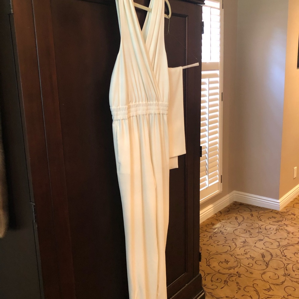 Formal jumpsuit with belt